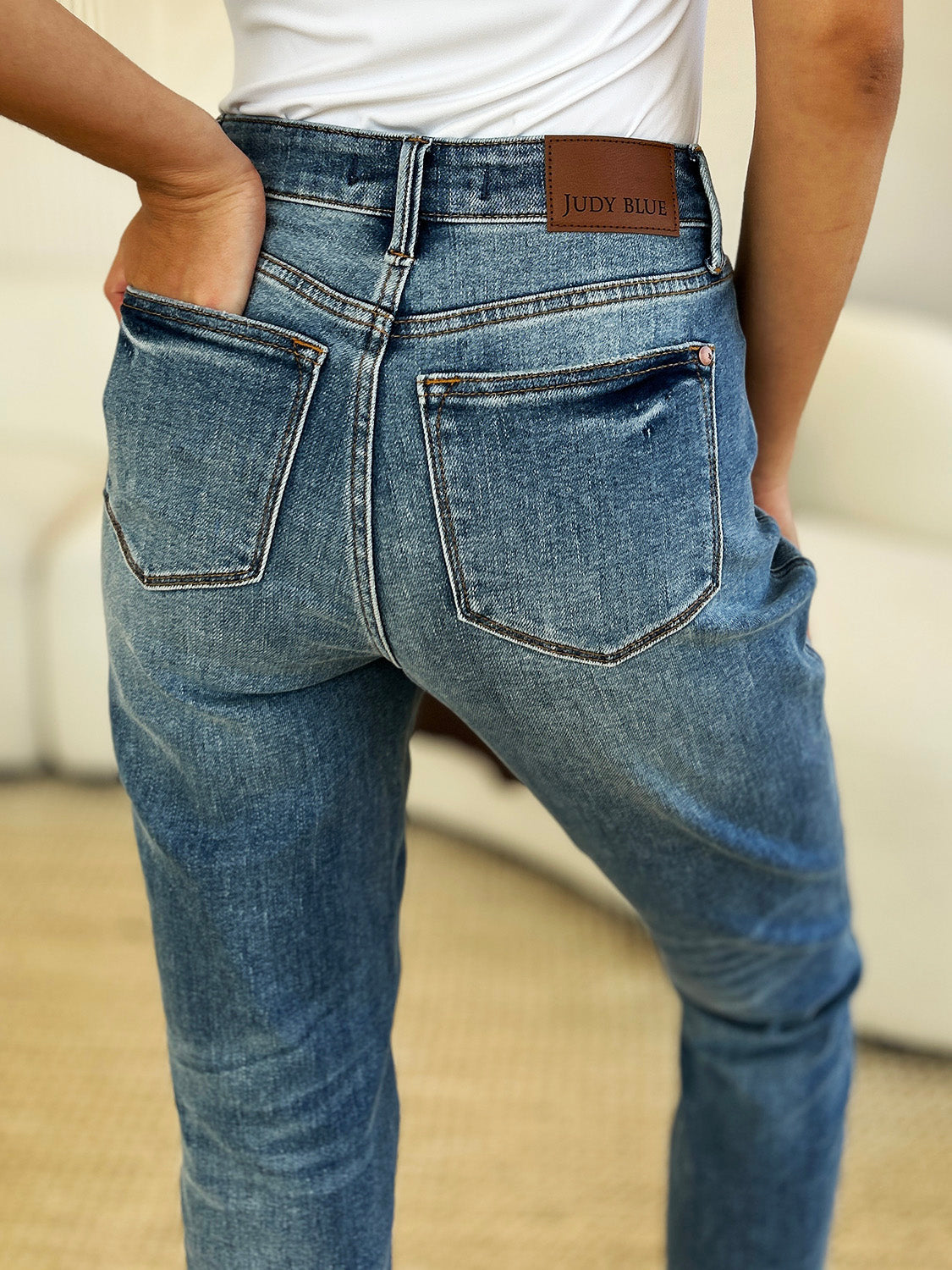 Judy Blue Full Size Mid Rise Rigid Magic Release Hem Jeans *