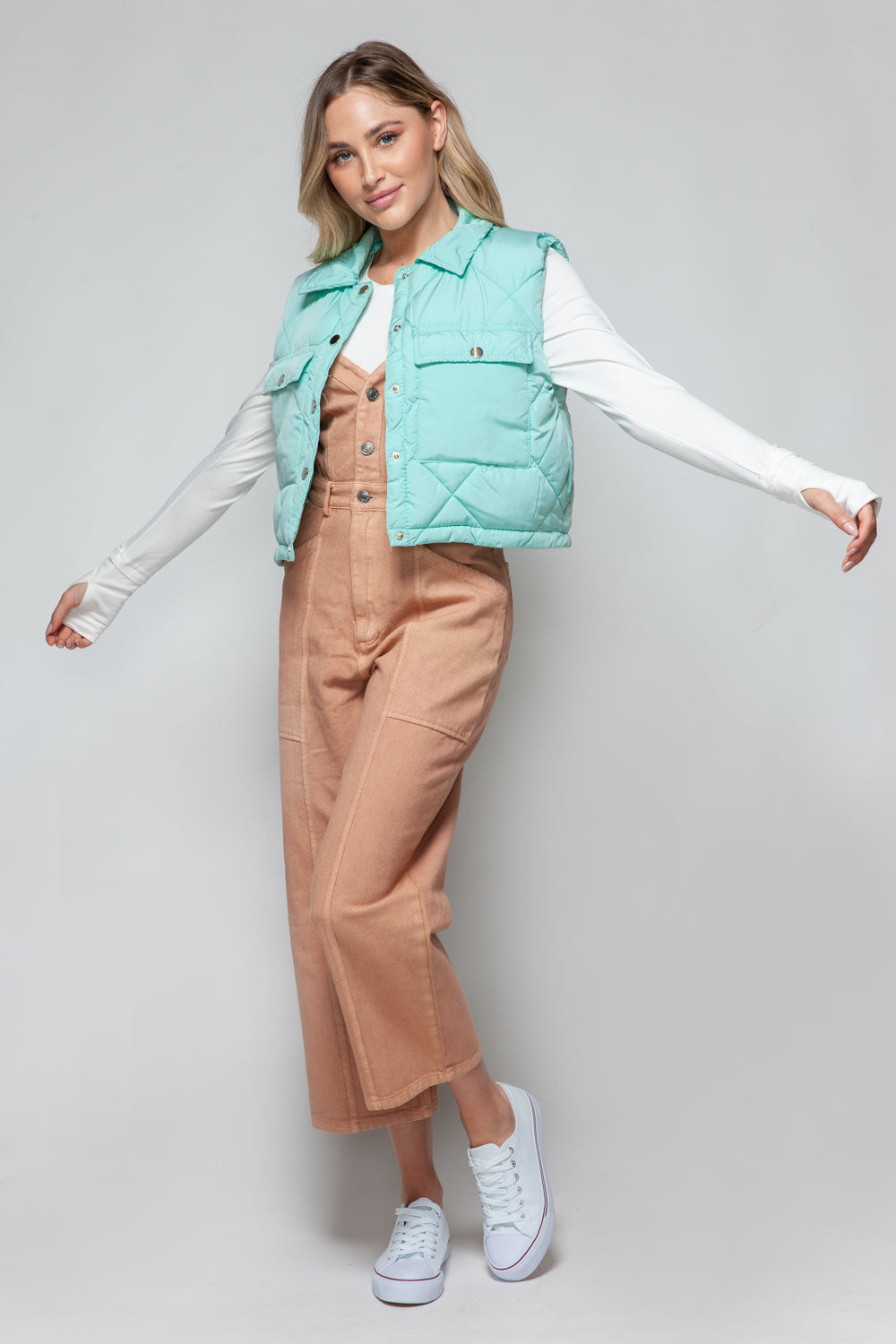 Snobbish Snap Down Quilted Crop Vest *