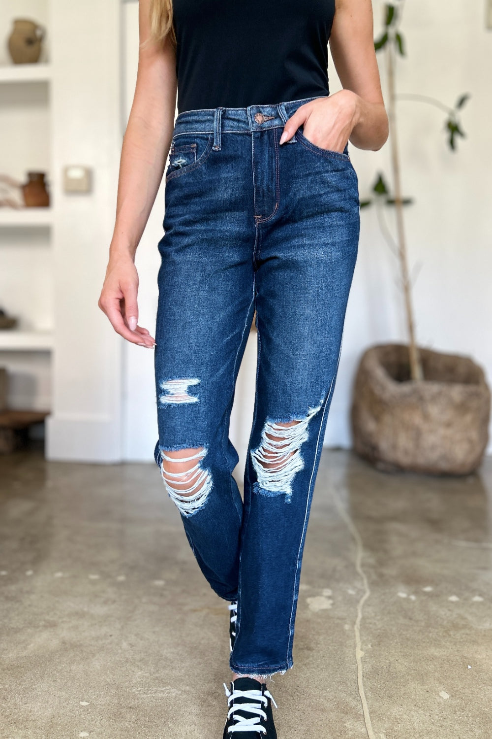 Judy Blue Full Size High Waist Rigid Magic Heavy Destroy Straight Jeans *