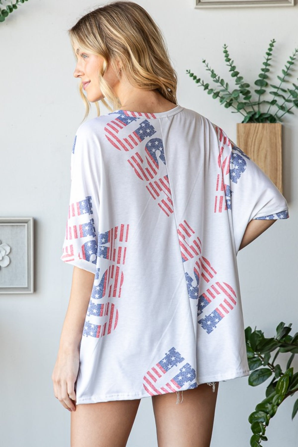 HOPELY Letter Graphic Round Neck T-Shirt *