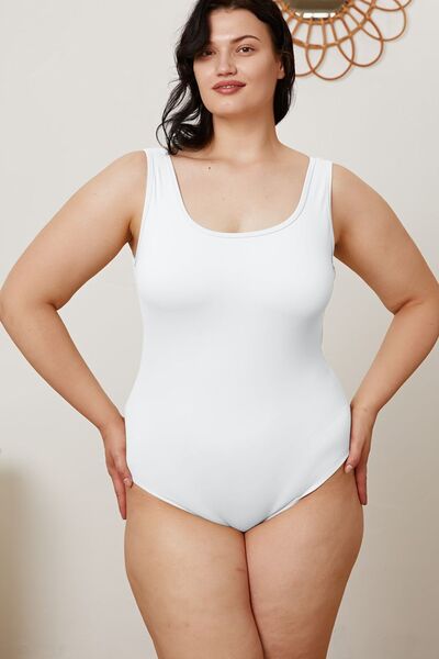 Basic Bae Full Size Square Neck Sleeveless Bodysuit *