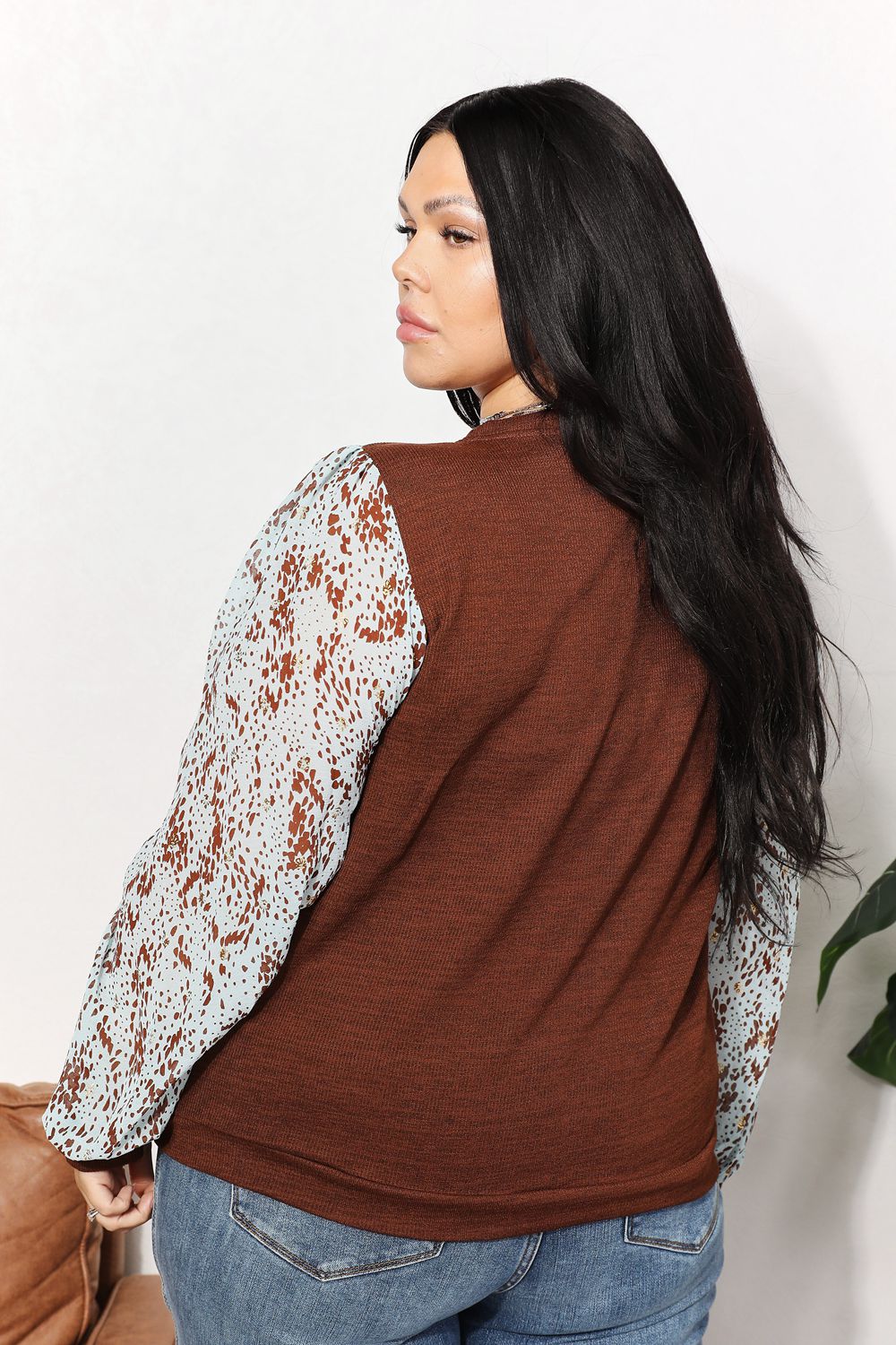 And The Why Chestnut Brown Full Size Foil Printed Sleeve Top *