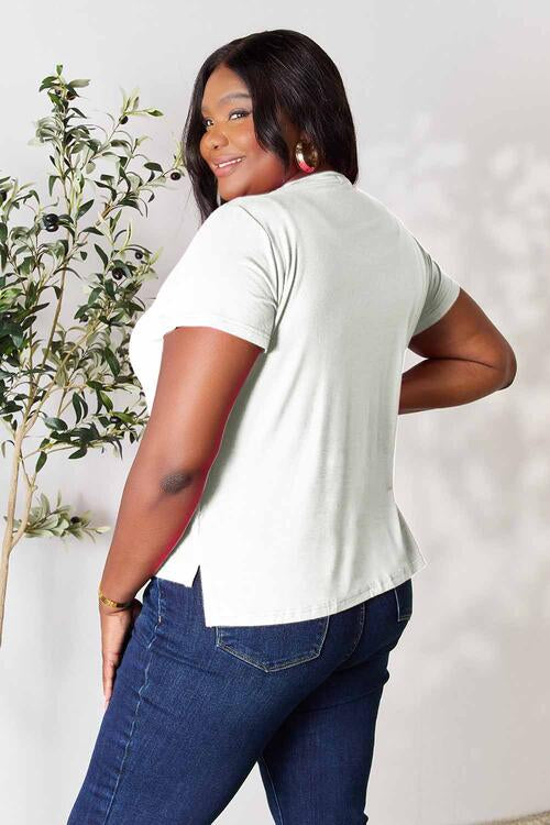Basic Bae Full Size Round Neck Short Sleeve T-Shirt *