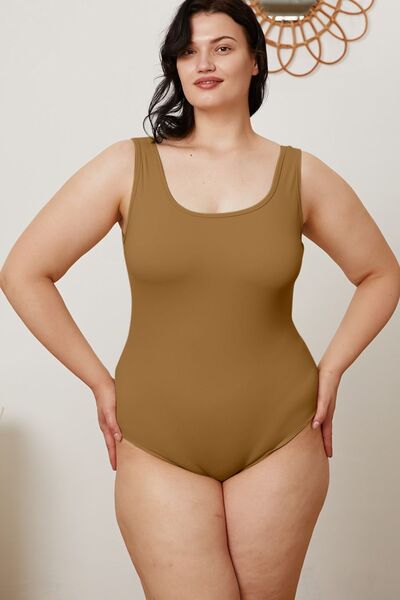Basic Bae Full Size Square Neck Sleeveless Bodysuit *