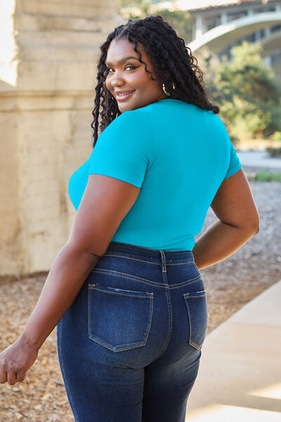 Basic Bae Full Size Round Neck Short Sleeve Bodysuit *
