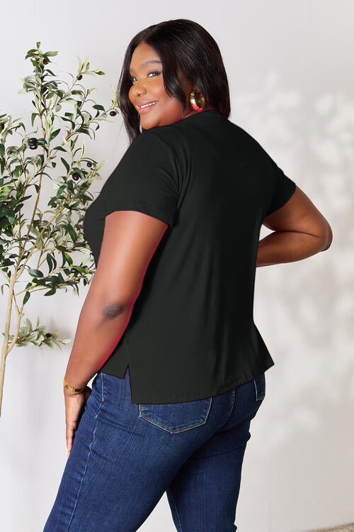 Basic Bae Full Size Round Neck Short Sleeve T-Shirt *
