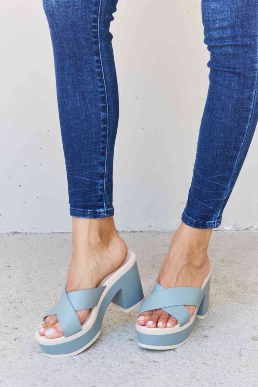 Weeboo Cherish The Moments Contrast Platform Sandals *