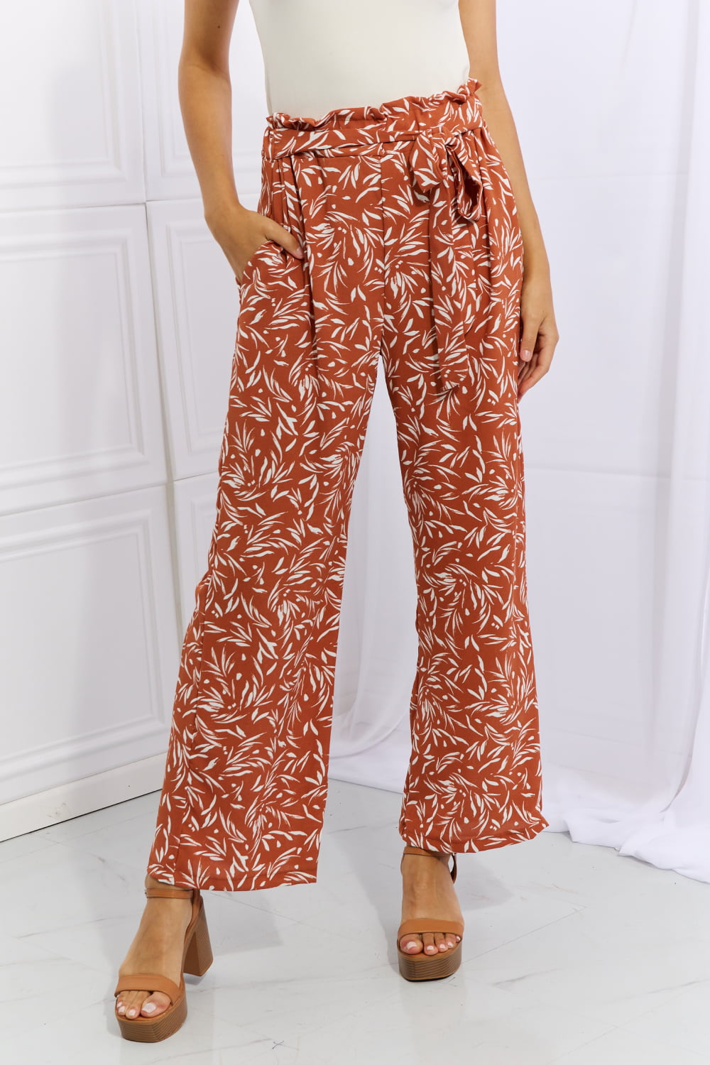 Heimish Right Angle Full Size Geometric Printed Pants *