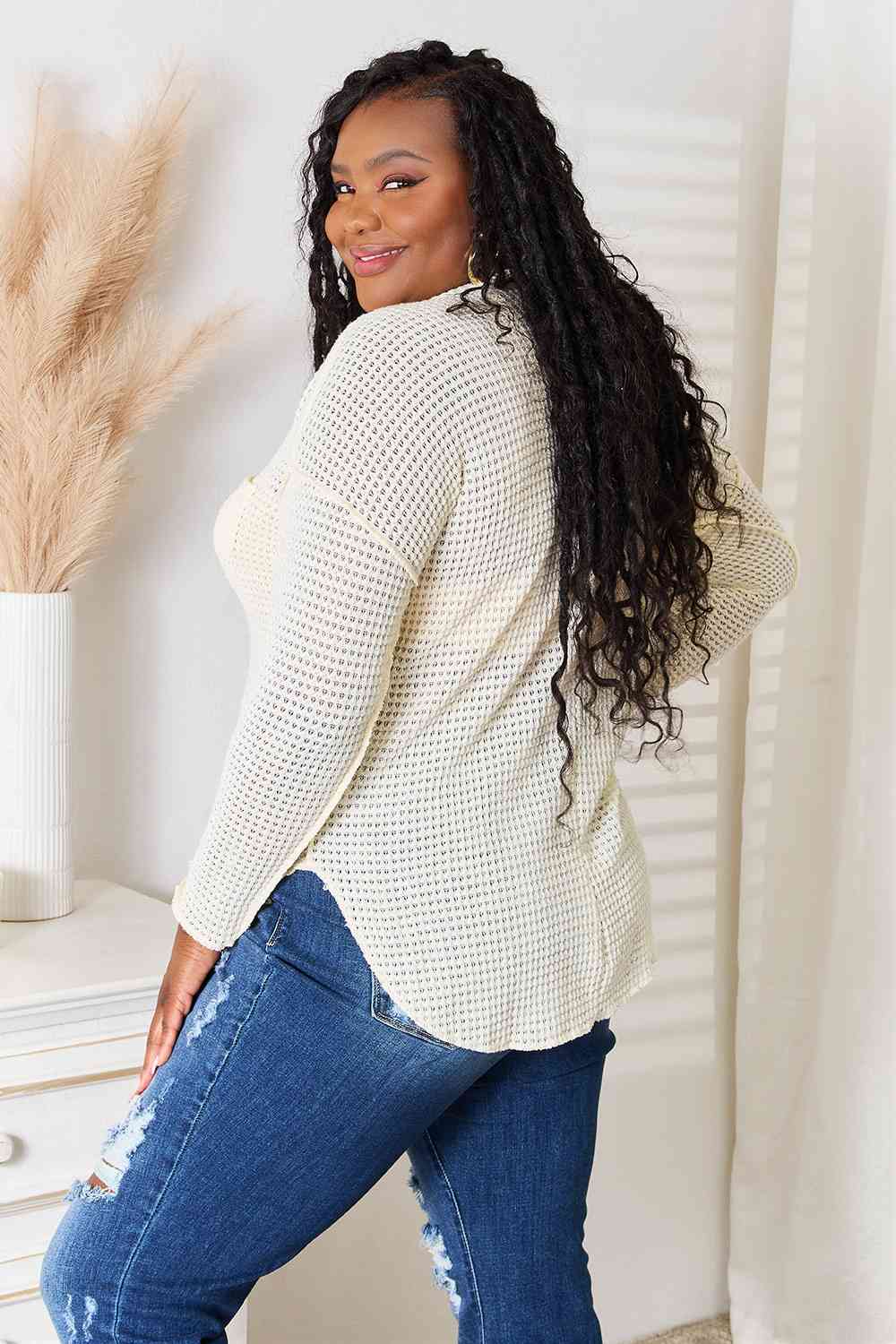 Culture Code Full Size Scoop Neck Patch Pocket Top *