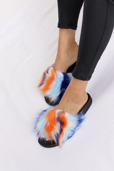 Forever Link Blue Multi Plush Open-Toe Sandals *